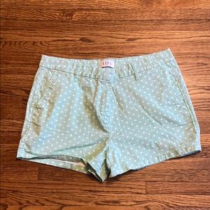 Elle Green Bermuda Shorts Relaxed Fit